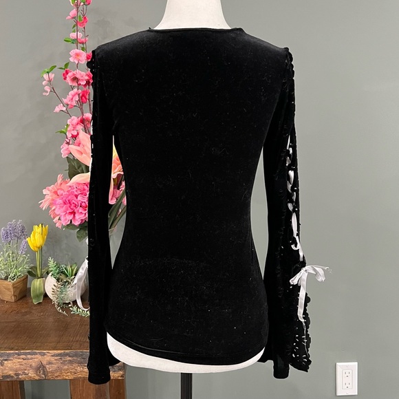 RK Long Sleeve with Tie Up Sleeves - Picture 6 of 14